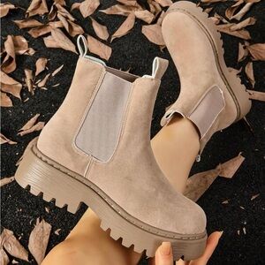 Womens Shein Platform Size 9 Thick Sole Khaki Chelsea Short Boots With Mesh